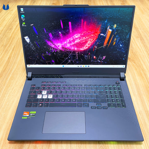 Asus ROG Strix G17 (Ryzen 9 7845HX, RTX 4060, 16GB, 1TB, WQHD 240Hz, 17-inch)