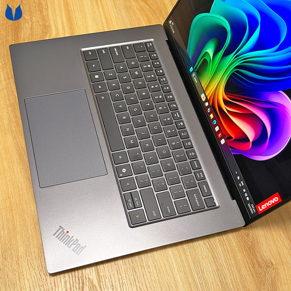 Lenovo ThinkPad X9 15 Gen 1 (Ultra 5 228V, 32GB, 1TB, 2.8K OLED, 15-inch)