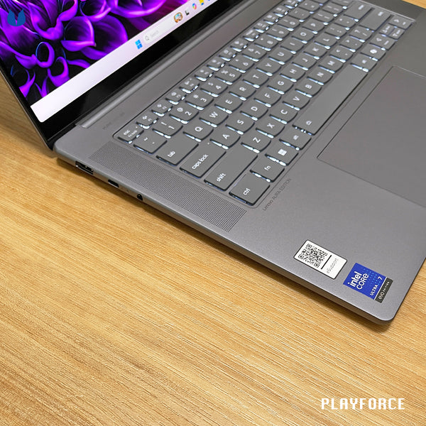 Lenovo Yoga Slim 7 (Ultra 7 258V, 32GB, 1TB, 2.8K, 15-inch)