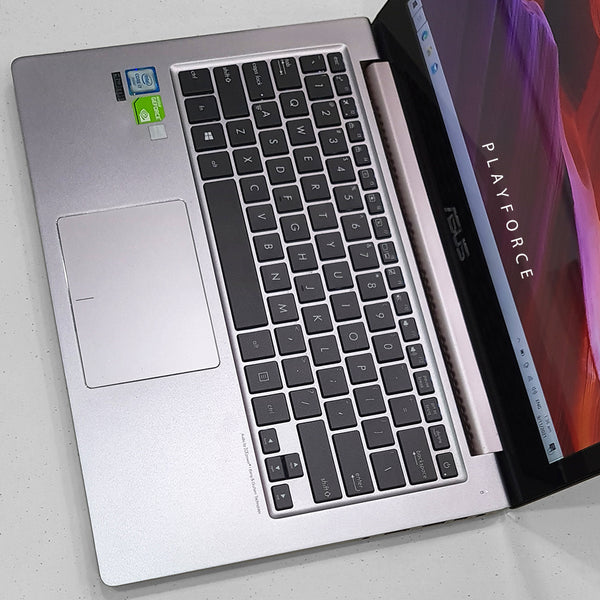 ZenBook UX303UB (i7-6500U, 8GB, 1TB HDD, 13-inch)